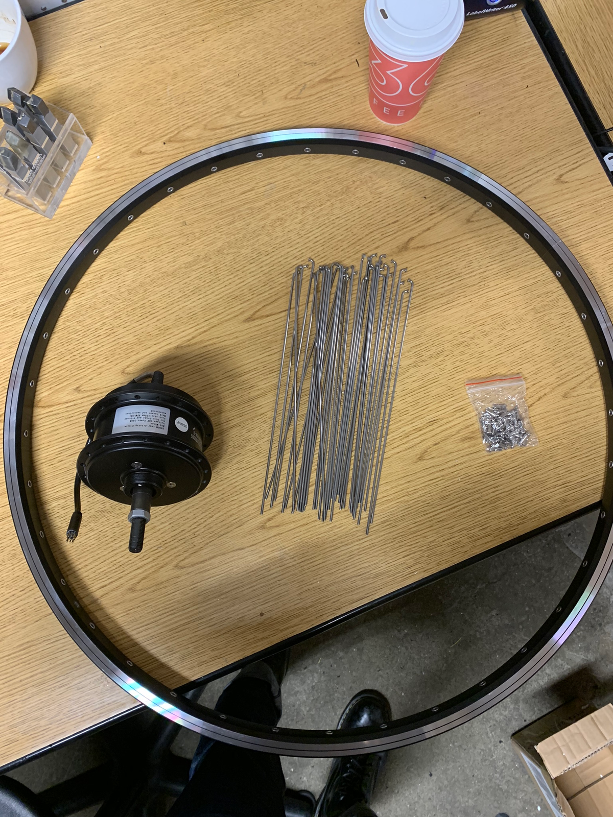 Stealthy electric city bike